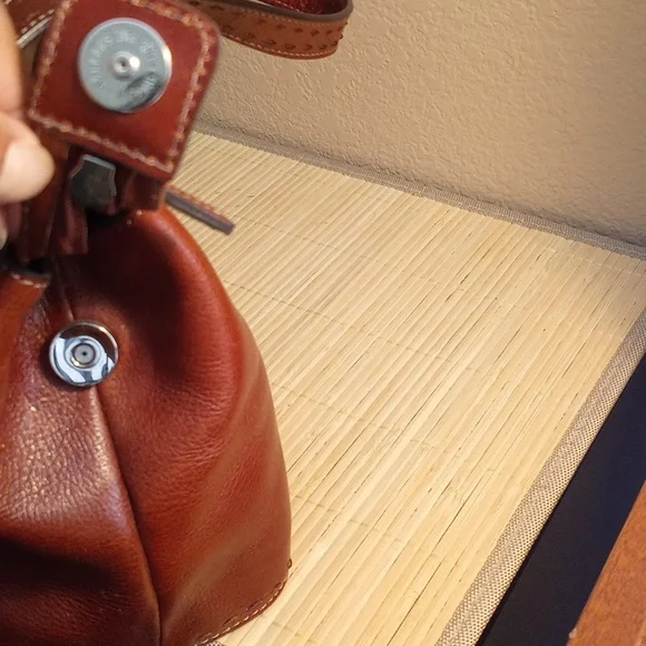 Fossil Rich Brown Leather Shoulder Bag - Picture 15 of 16